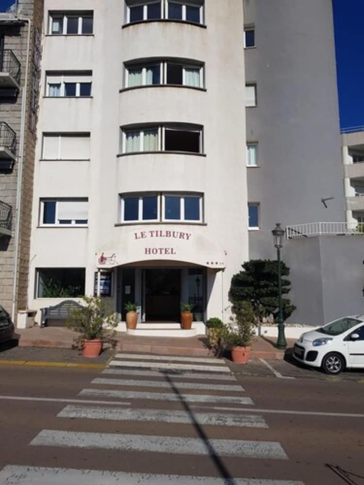 Hotel Le Tilbury Порто-Веккьо Экстерьер фото