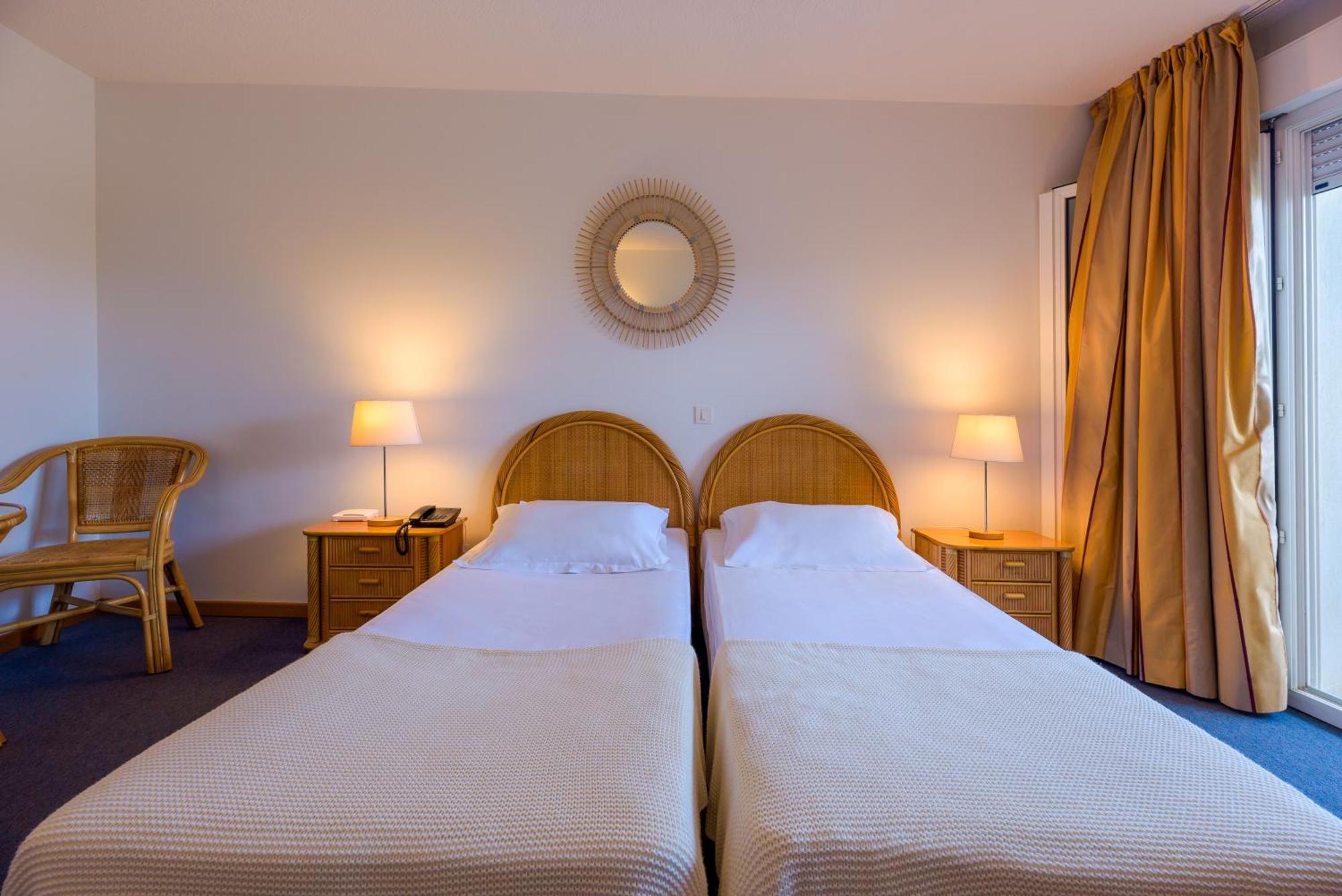 Hotel Le Tilbury Порто-Веккьо Экстерьер фото