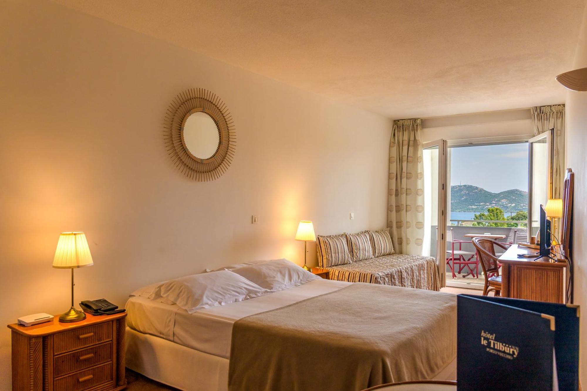Hotel Le Tilbury Порто-Веккьо Экстерьер фото